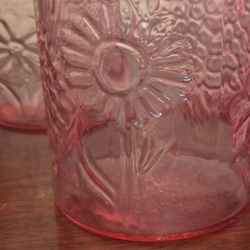 Vtg Pink Floral Embossed Glass Tumblers Set of 7 Retro Drinking Glasses 3.5"x3" - Picture 2 of 8